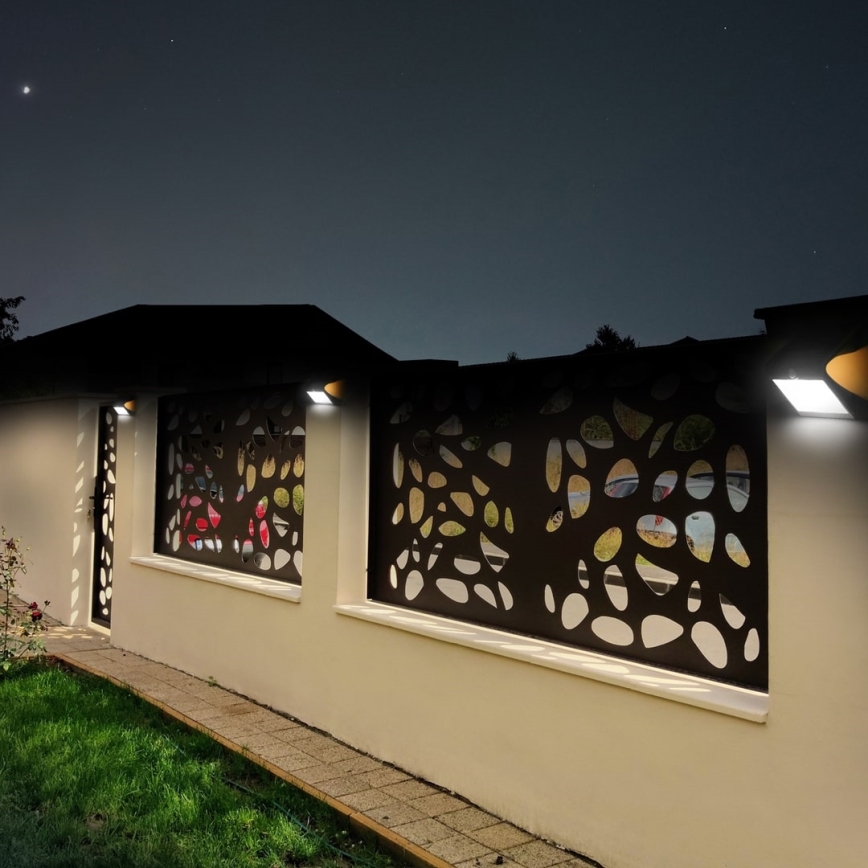 LED Napelemes lámpa mozgásérzékelővel LED/3,2W/2000 mAh 3,7V IP65